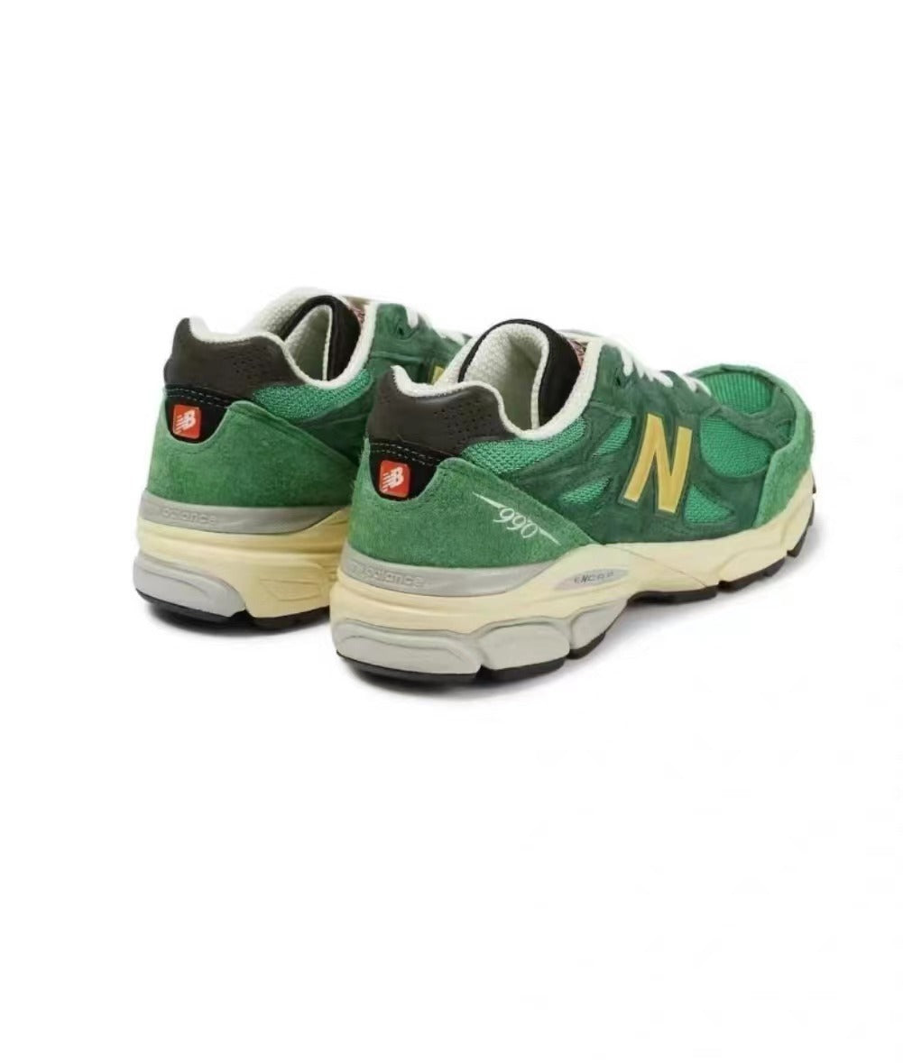 New Balance Sneakers