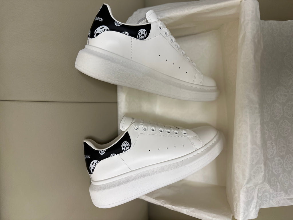 Alexander McQueen Men's Oversized Sneaker – Black with Skull Print Heel