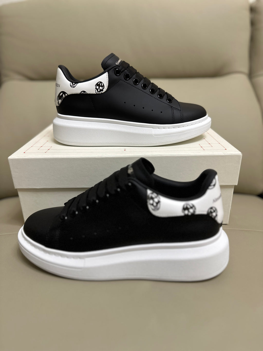 Alexander McQueen Men's Oversized Sneaker – Black with Skull Print Heel